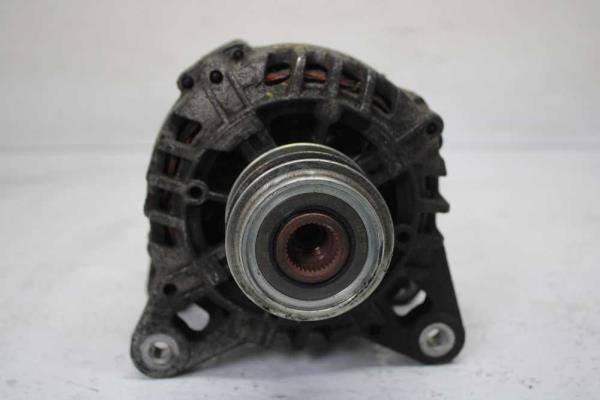 ALTERNATEUR 90A - Vue 1